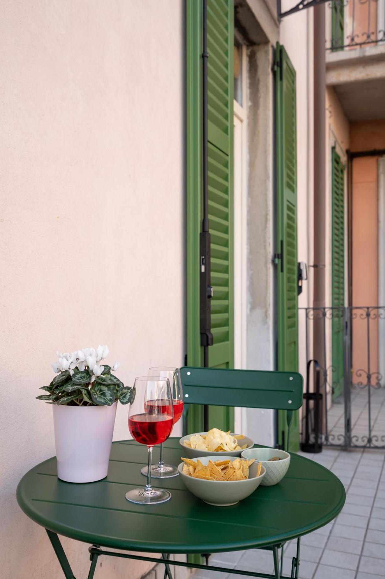La Farfalla Blu - Boutique Apartment Bergamo Ngoại thất bức ảnh